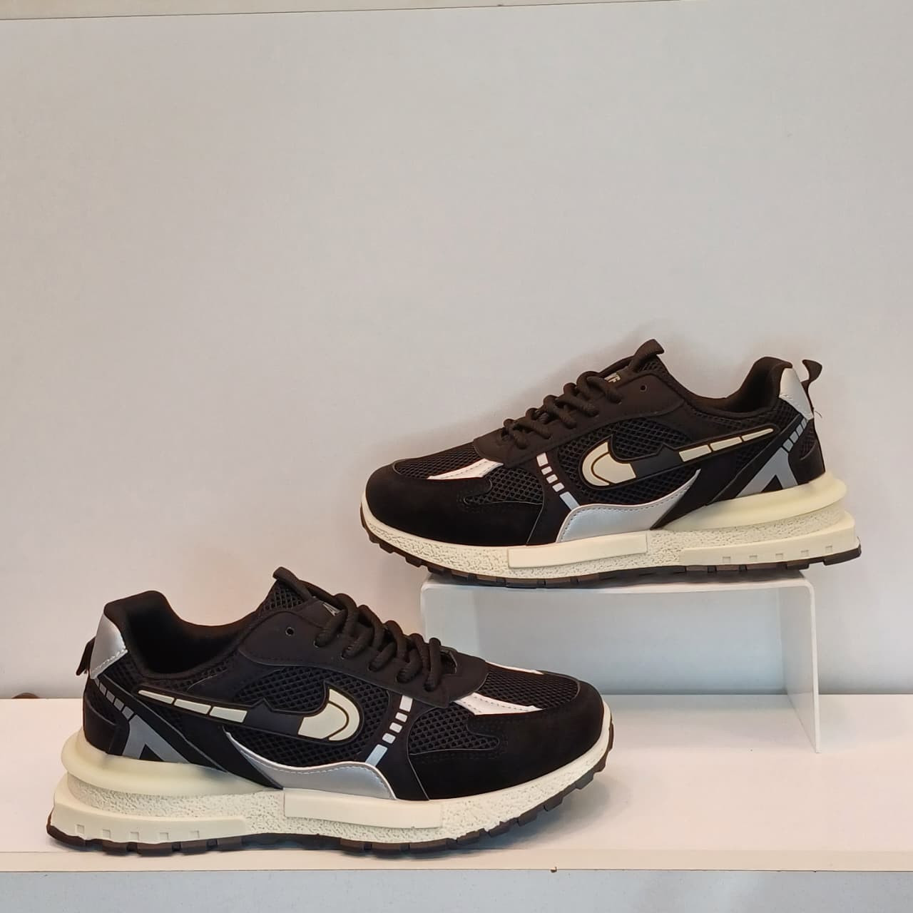 Aike shoes