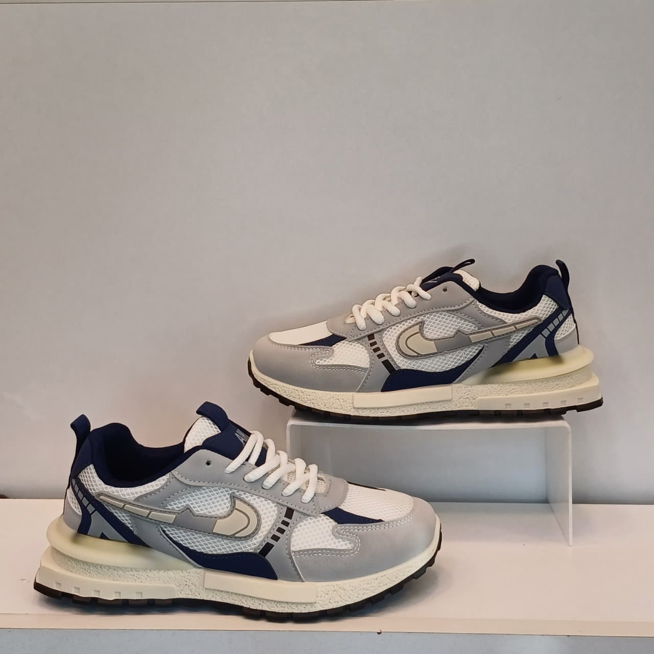 Aike shoes